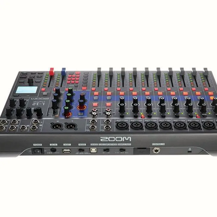 Enregistreur Zoom LiveTrak L-12 Rack-Kit Bundle – Avis, Test & Comparatif