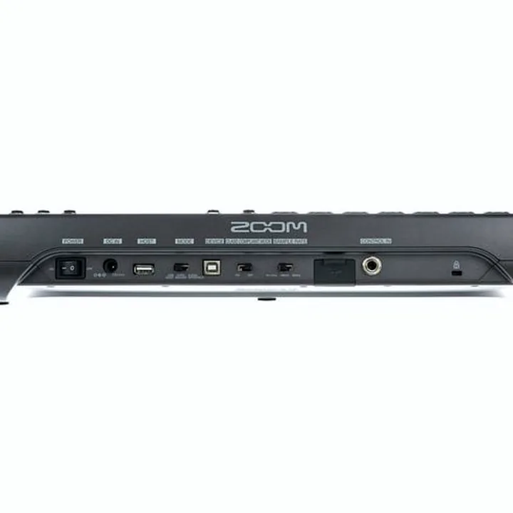 Enregistreur Zoom LiveTrak L-12 Starter Bundle – Comparatif, Avis, Test