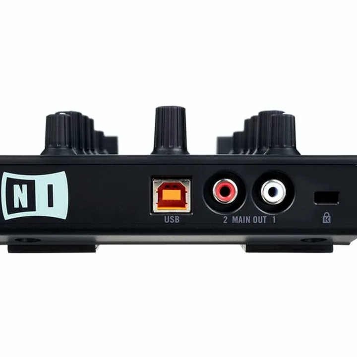 Native Instruments Traktor Kontrol Z1 : Comparatif, Test, Avis