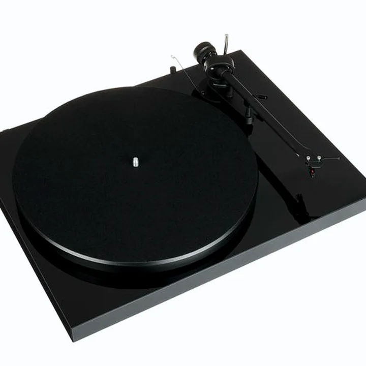 Pro-Ject Debut III HG Black Avis, Comparatif, Test