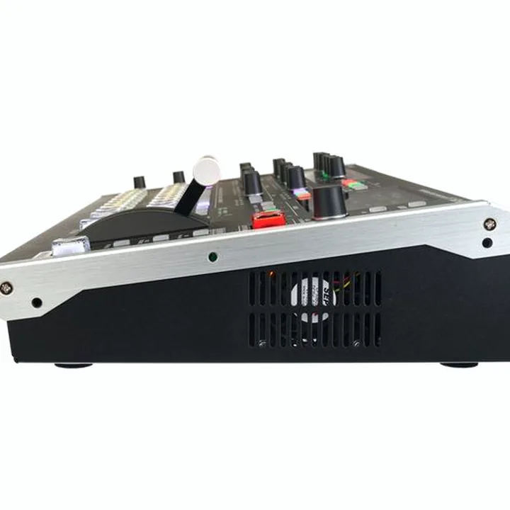 Roland V-160HD Video Switcher Test & Avis