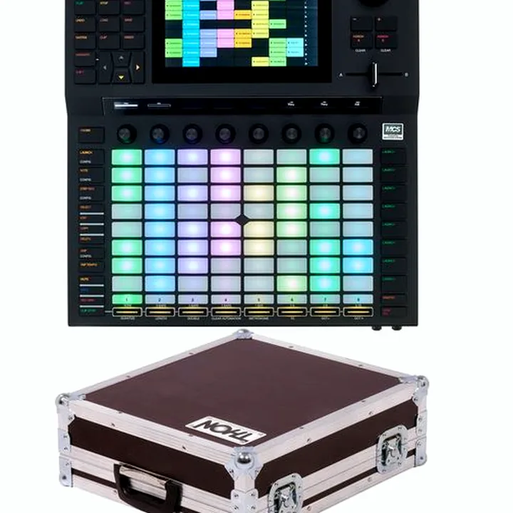 Test, Avis : AKAI Professional Force Case Bundle