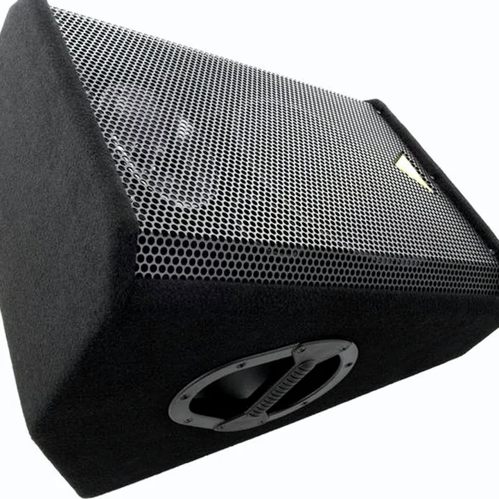 Test, Avis : Behringer Eurolive VS1220F