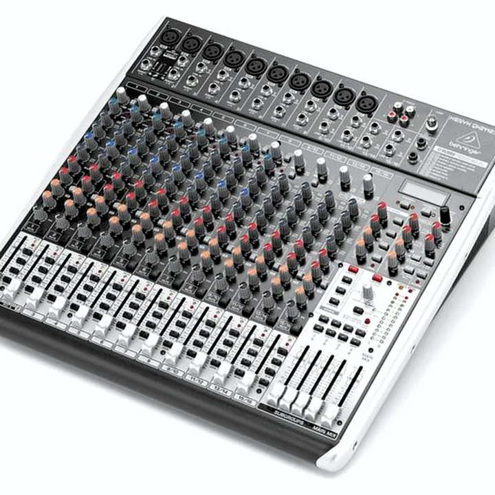 Test & Avis : Behringer Xenyx QX2442USB