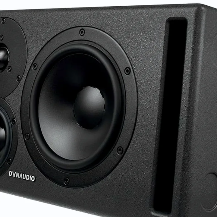 Test & Avis Dynaudio Core 47 Left