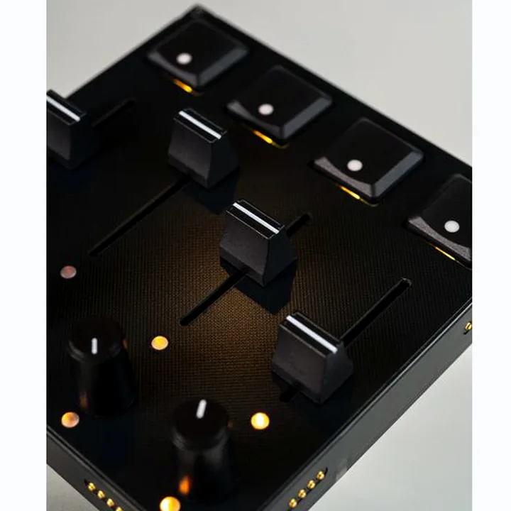 Test & Avis : Intech Studio Grid Series 3 PBF4 Lin Mechan
