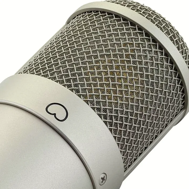 Test & Avis micro Neumann U47 FET