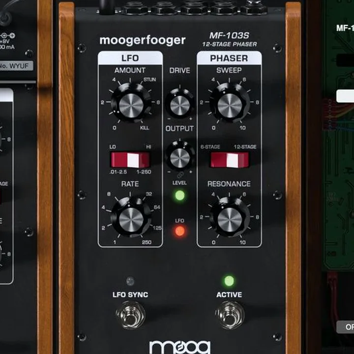Test, Avis : Moog Moogerfooger Custom Bundle 4