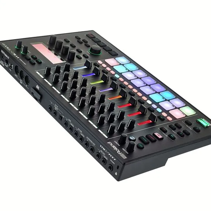 Test, Avis : Roland MC-707
