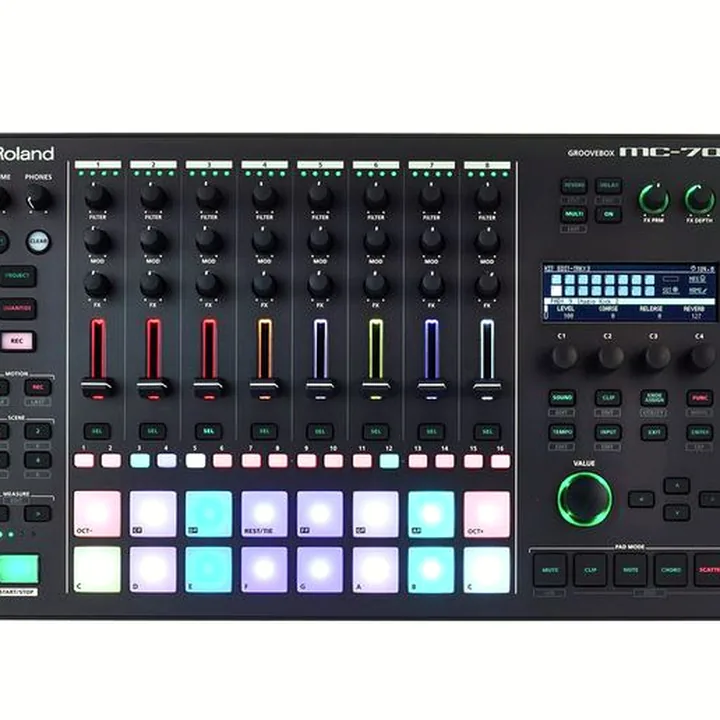 Test, Avis : Roland MC-707