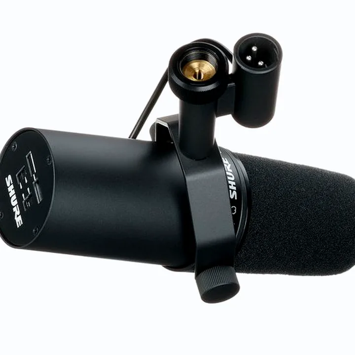 Test & Avis : Shure SM 7 B EVA Case Bundle
