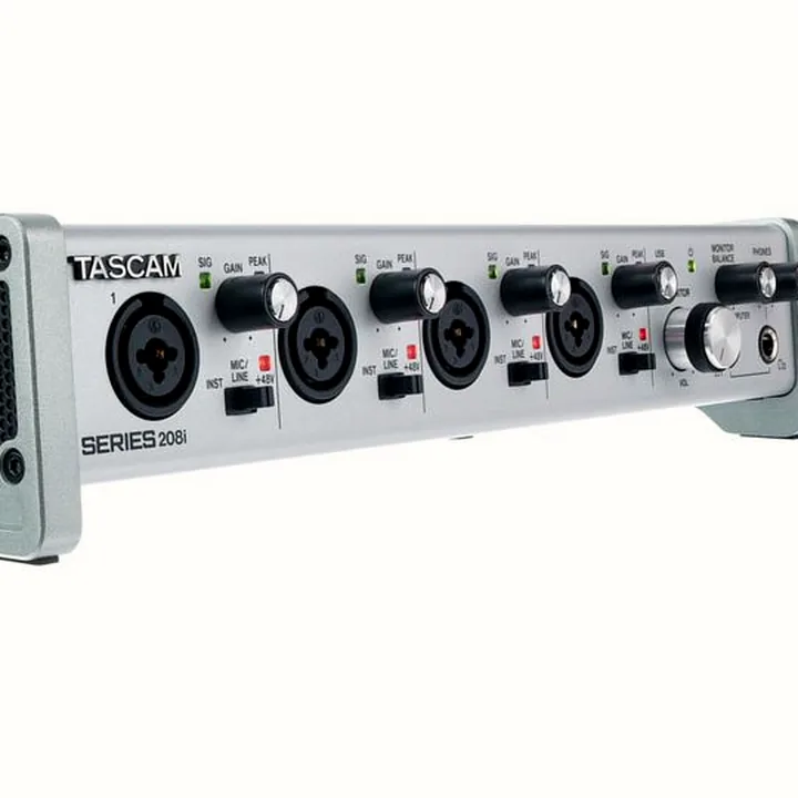 Test & Avis : Tascam Series 208i