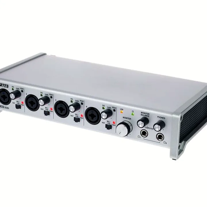 Test & Avis : Tascam Series 208i