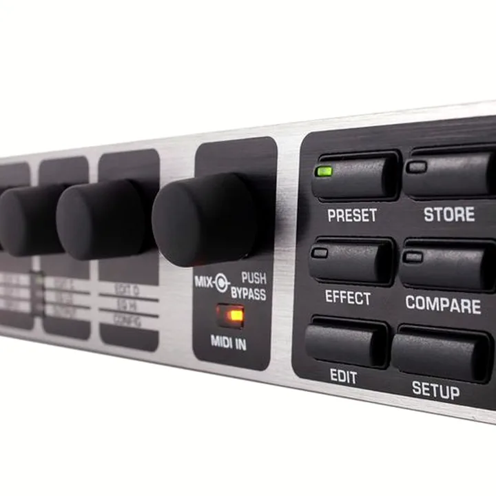 Test et Avis : Behringer FX2000 3D FX Processor