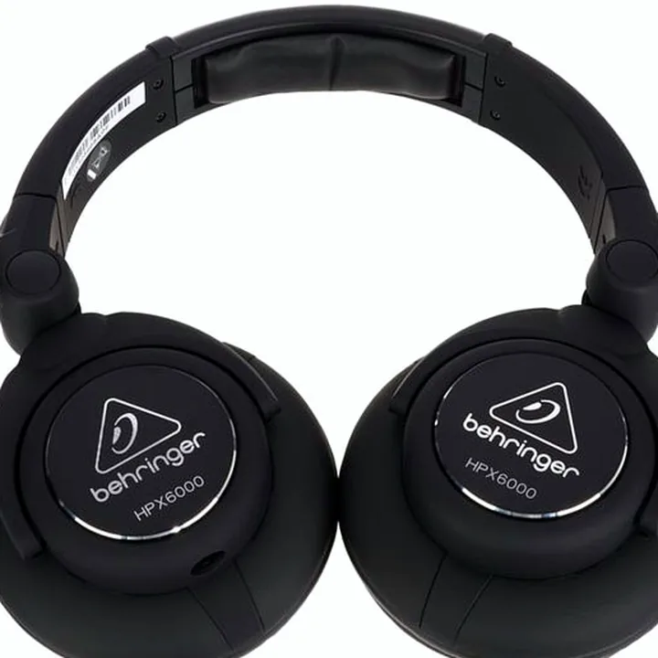 Test et Avis : Behringer HPX6000