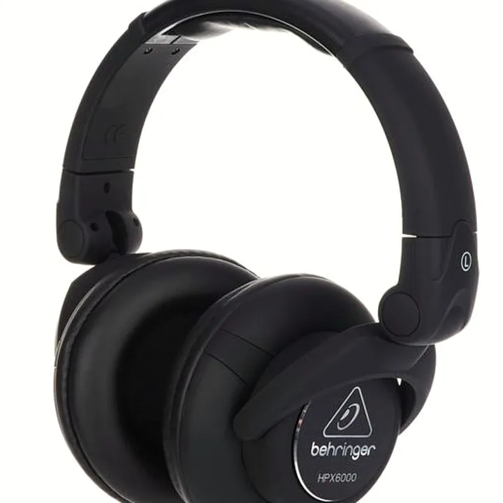 Test et Avis : Behringer HPX6000