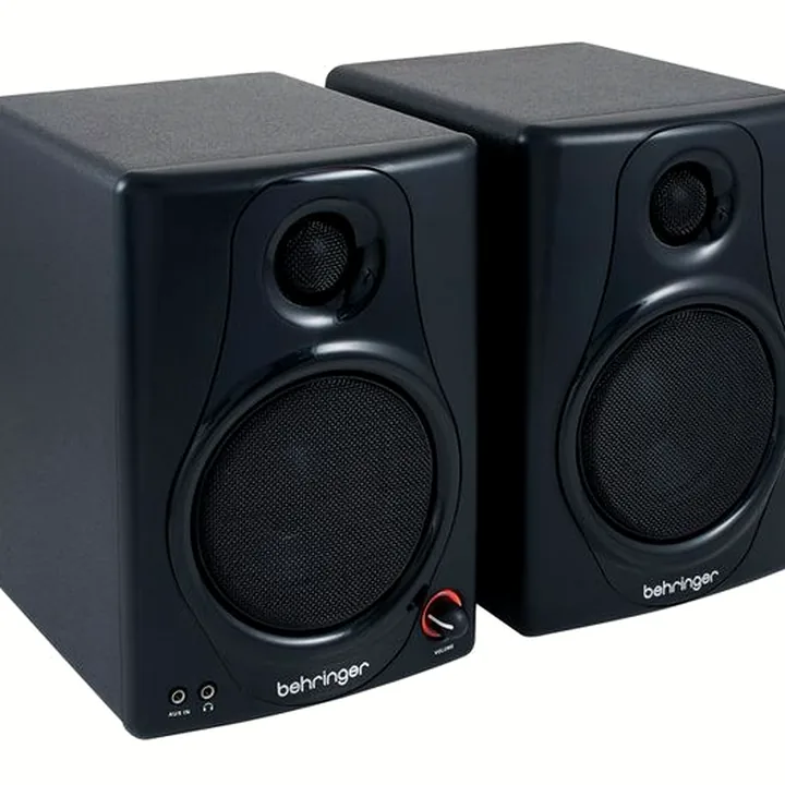 Test et Avis : Behringer Media 40USB