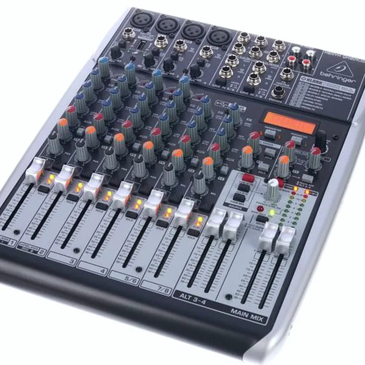 Test et Avis : Behringer Xenyx QX1204USB