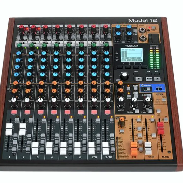 Test et Avis de l’interface audio Tascam Model 12