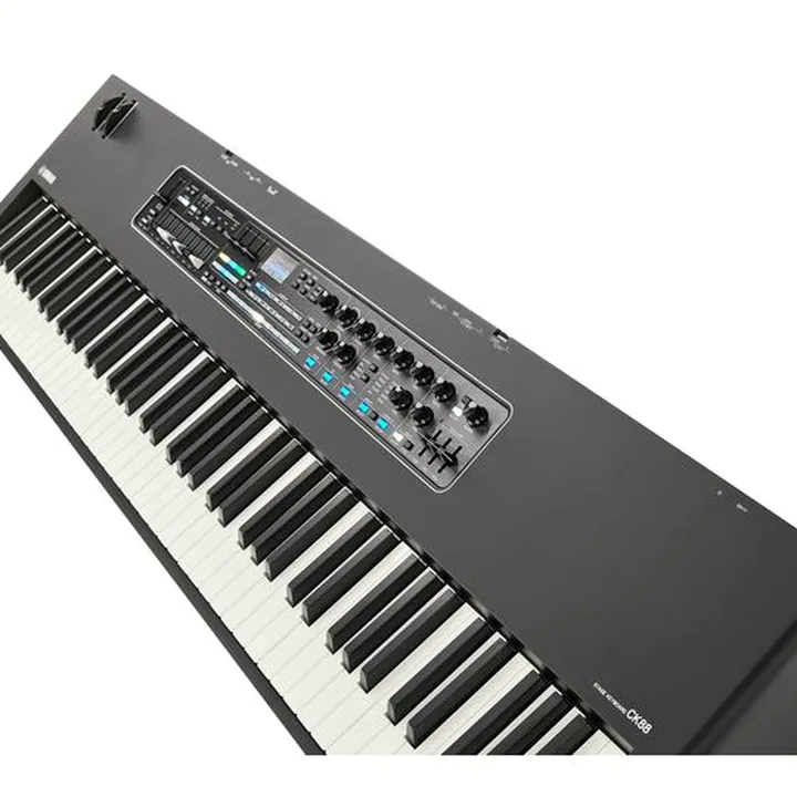 Test et Avis du piano Yamaha CK88